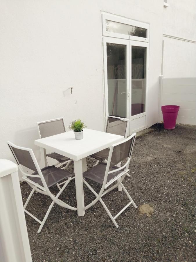 Residence Les Plus Pres Jonzac Exterior foto
